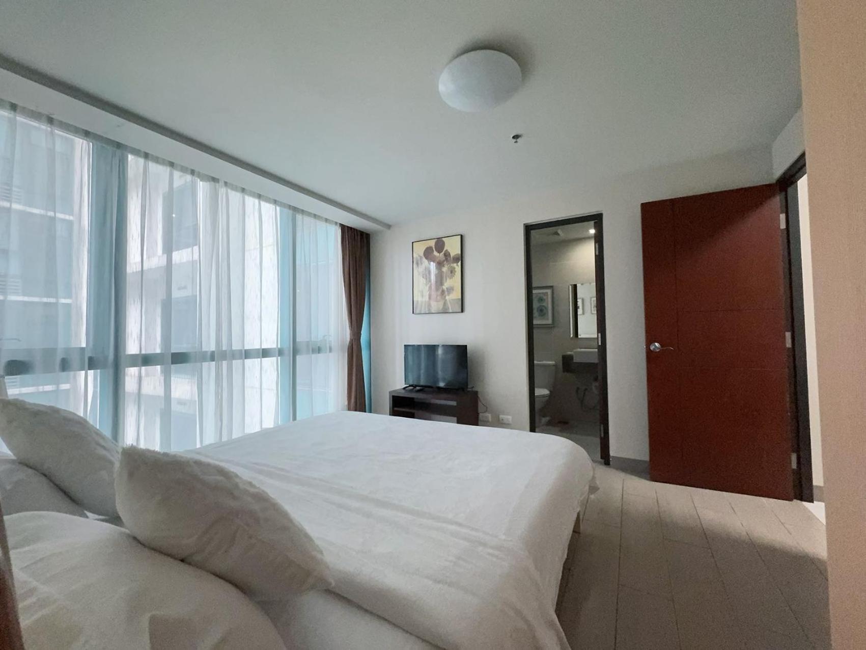 One Uptown Residences *