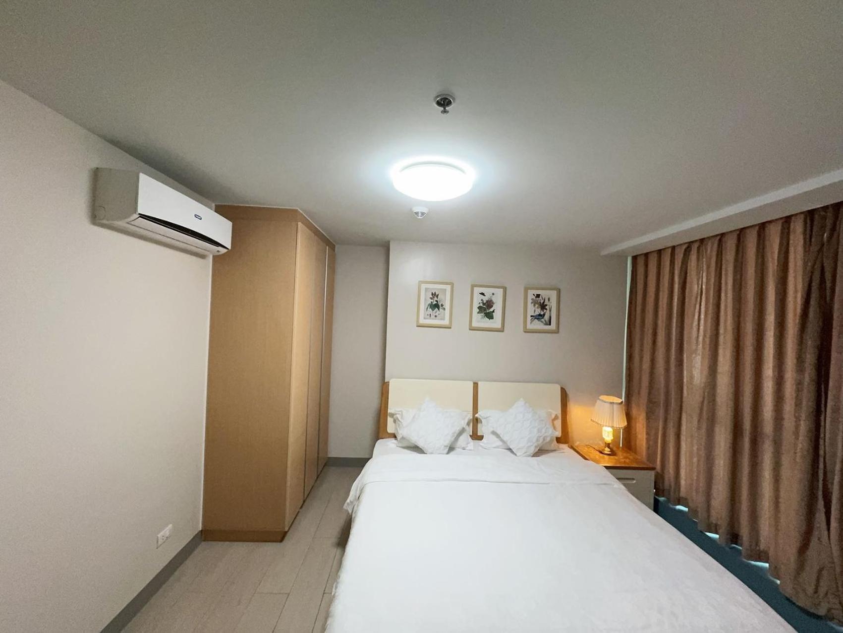 Apartment One Uptown Residences
