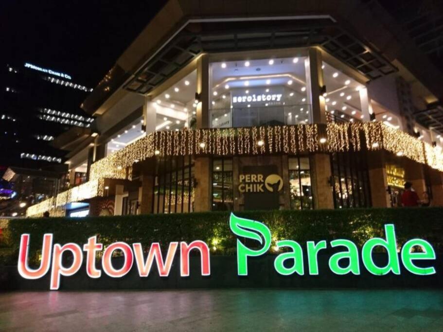 Apartment Modern 2br In Uptown Parksuites W/ Free Parking Manila