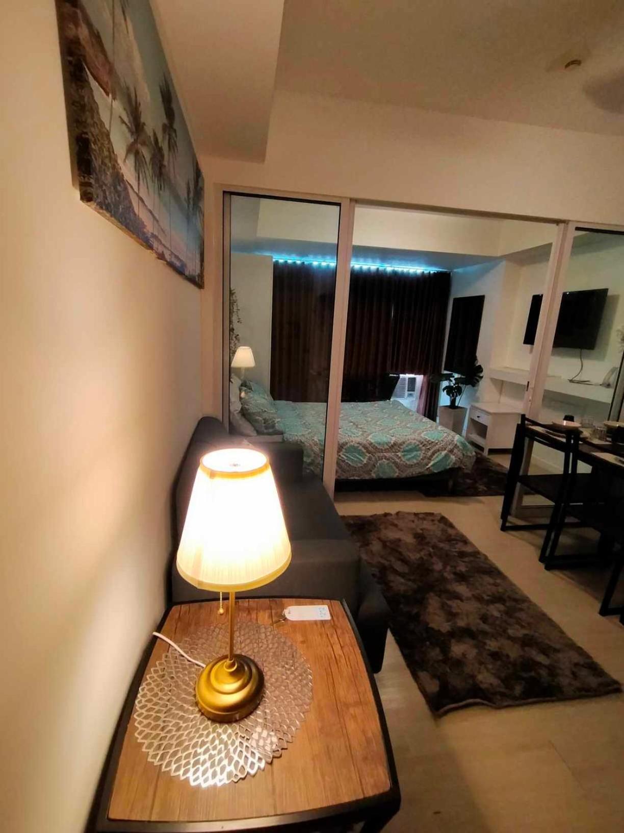 Beach In The City, Pam's In Azure Residences Aparthotel *