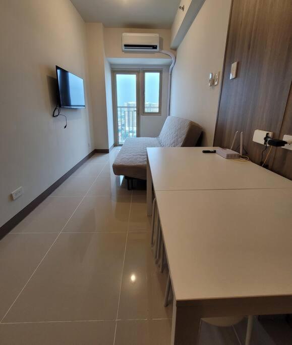 Smdc Coast Residences - The Happy Place *