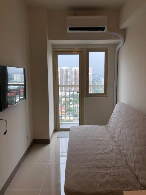 Smdc Coast Residences - The Happy Place