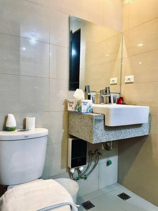 Thompson - 2-beds Near Okada, Bayshore 2 *