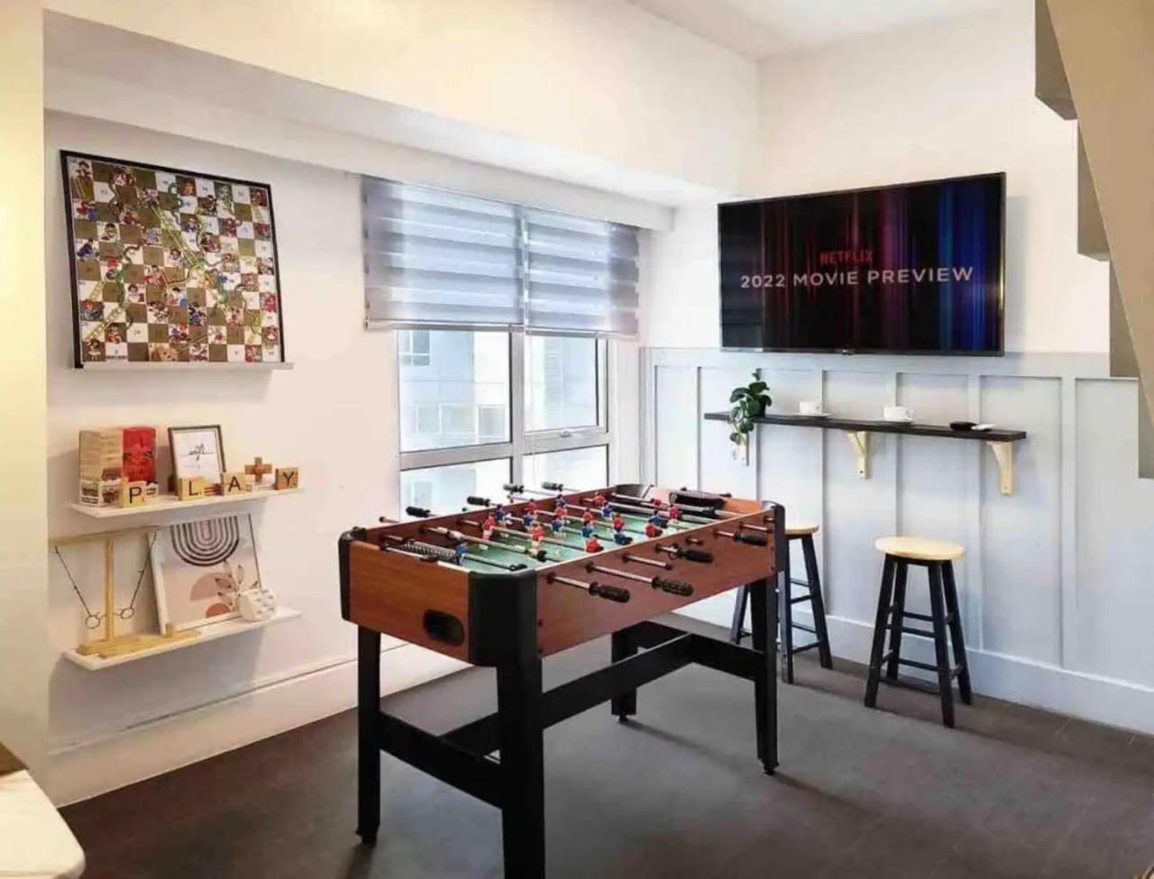 Apartment Bgc - Two Bedroom With Game With 400mbps Wifi- 09 Manila