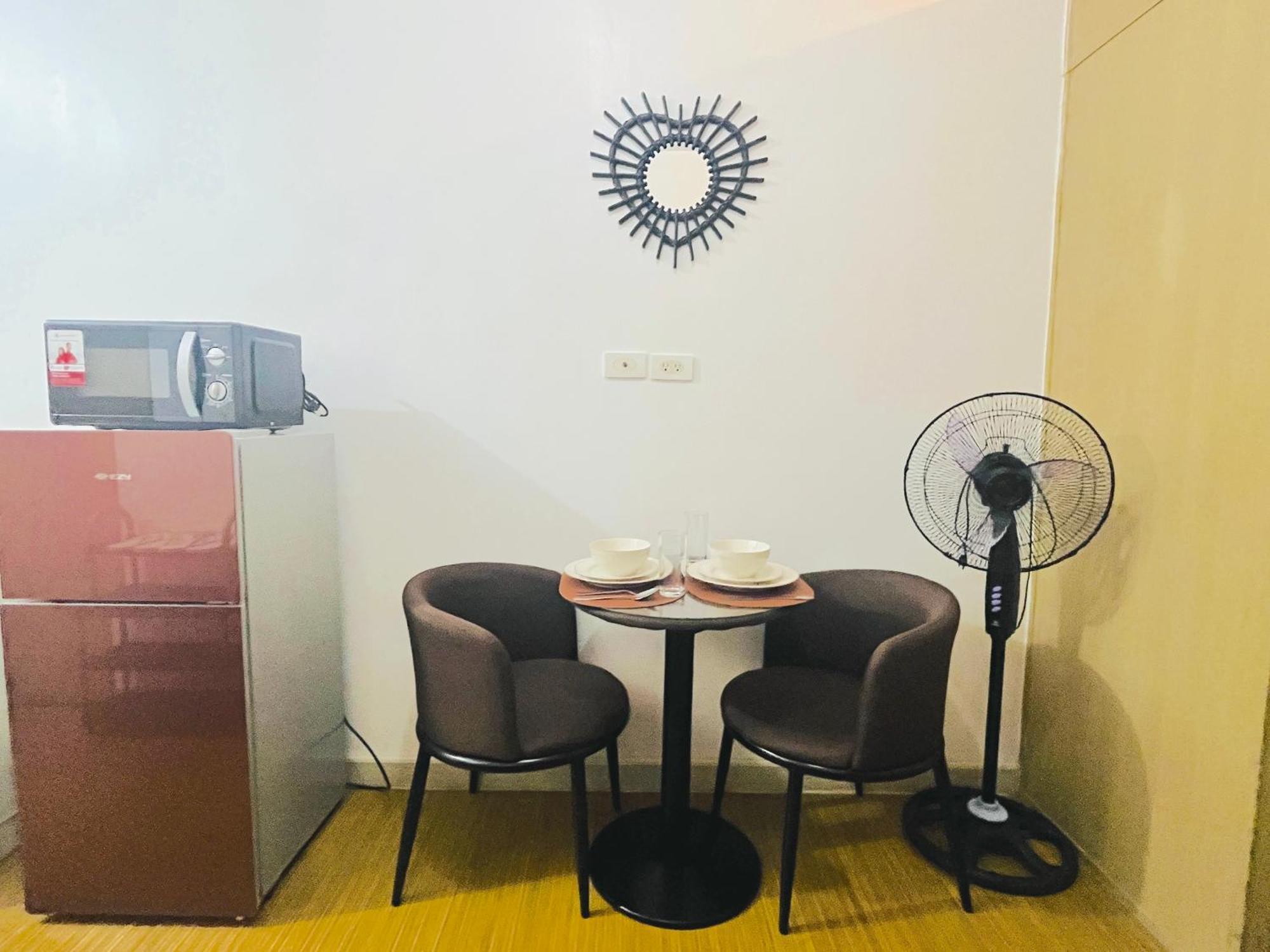Apartment Serene Space W/ Wifi At Grace Res Manila