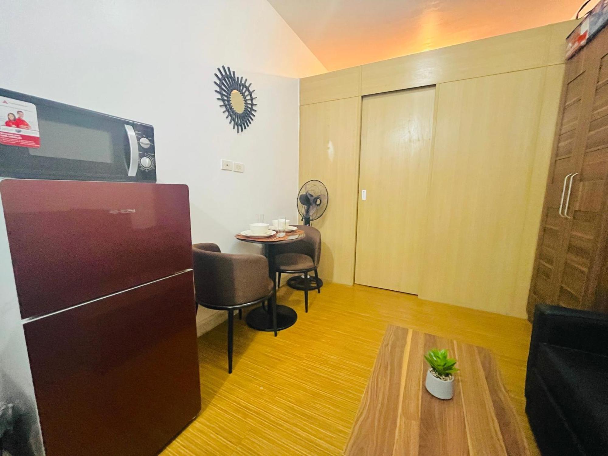 Serene Space W/ Wifi At Grace Res Apartment Manila