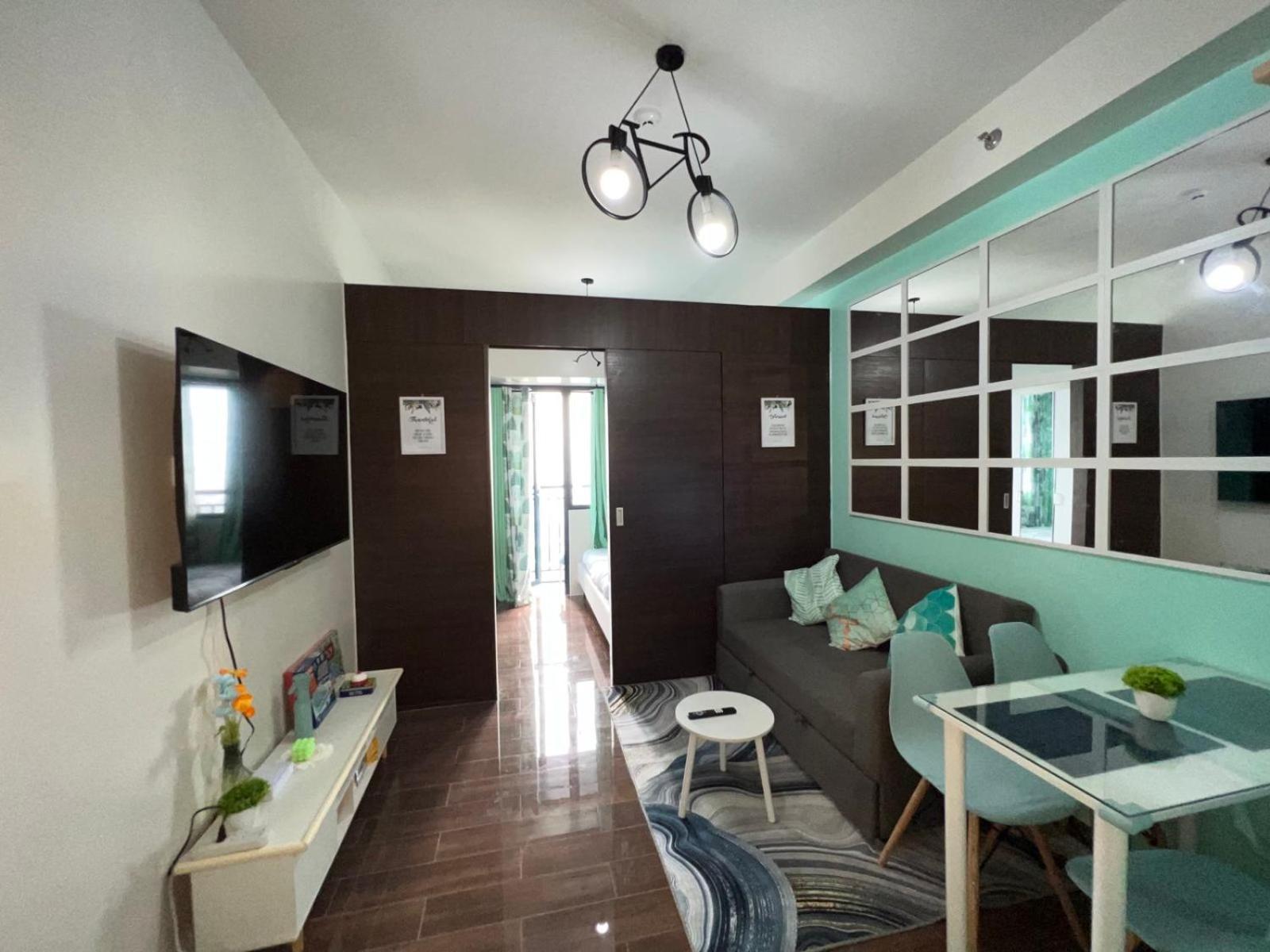 Apartamento Cozy Makati: Urban Retreat With Entertainment & Amenities Manila