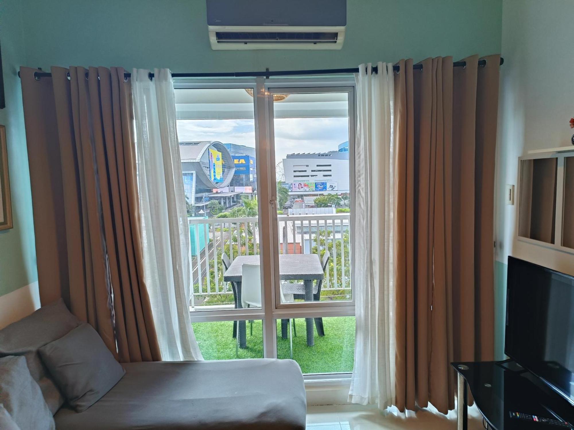 Apartment Premiere Haven At Sea Residences Condominium