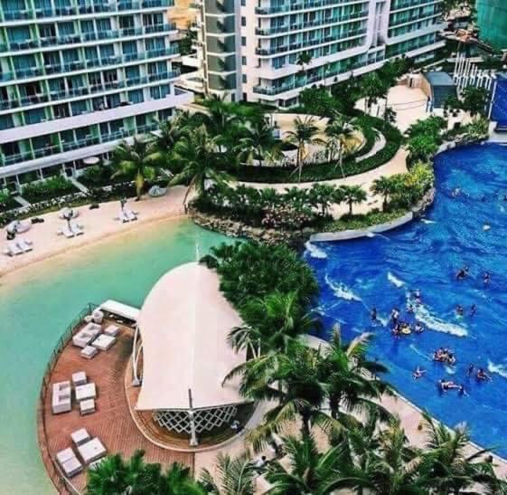 Hotel S&n Azure Staycation