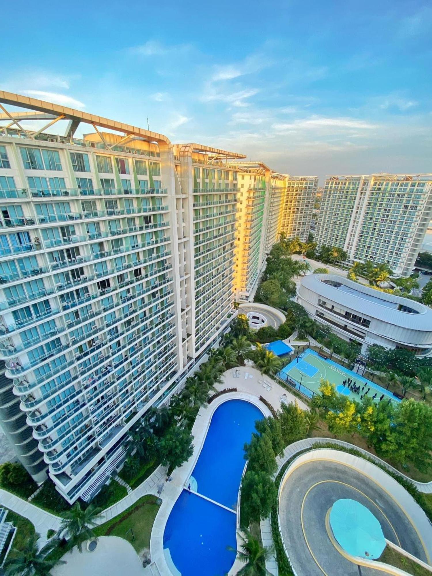 S&n Azure Staycation Manila