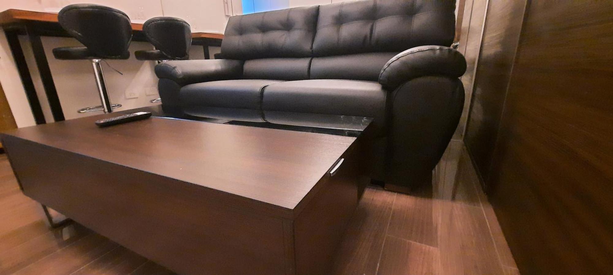Air Luxury Makati Cbd With Balcony Apartment