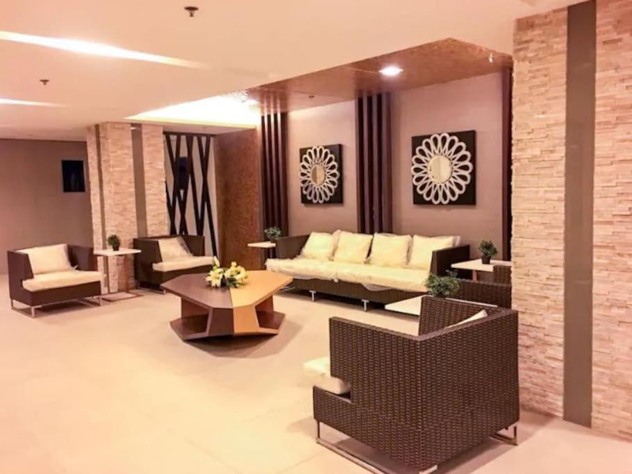 Affordable Condotel Near Airport