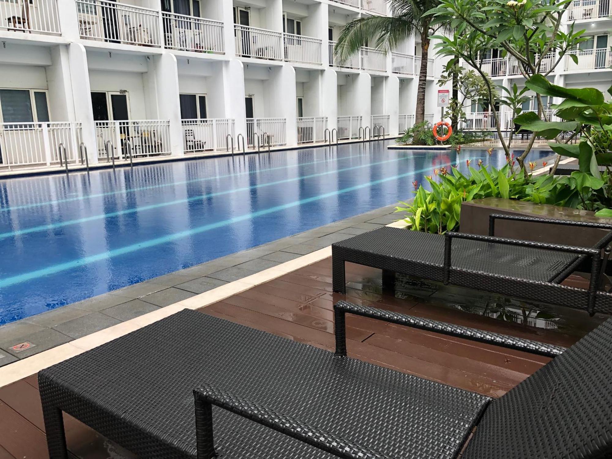 Shore Residences, Mall Of Complex By Pbyy * Manila