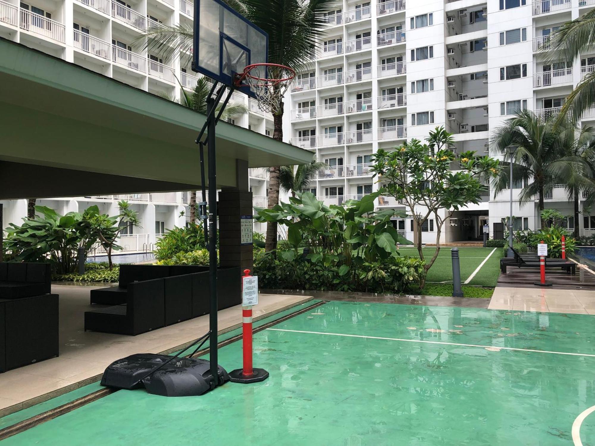 Apartment Shore Residences, Mall Of Complex By Pbyy Manila