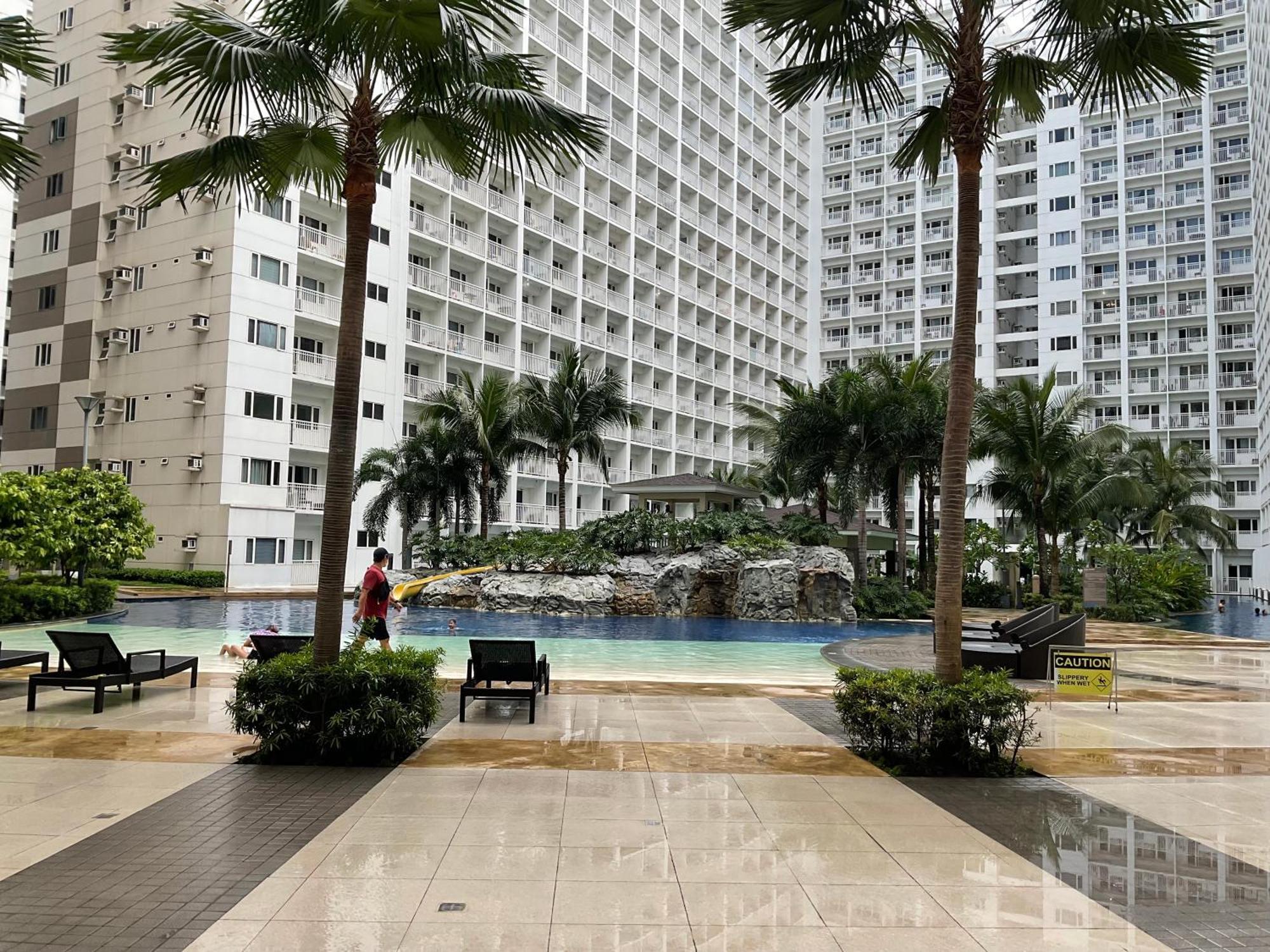 Apartment Shore Residences, Mall Of Complex By Pbyy *