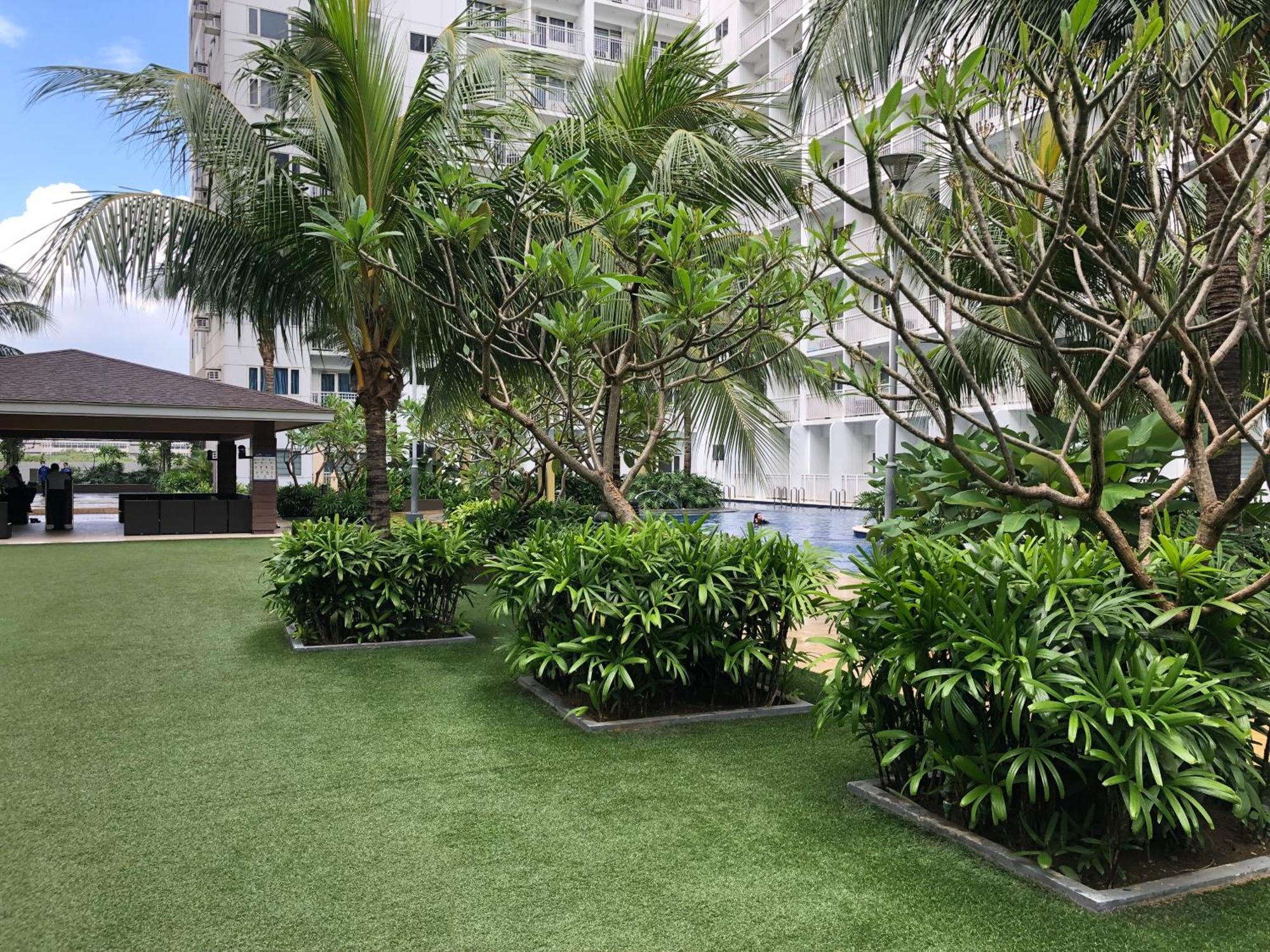 Shore Residences, Mall Of Complex By Pbyy * Manila