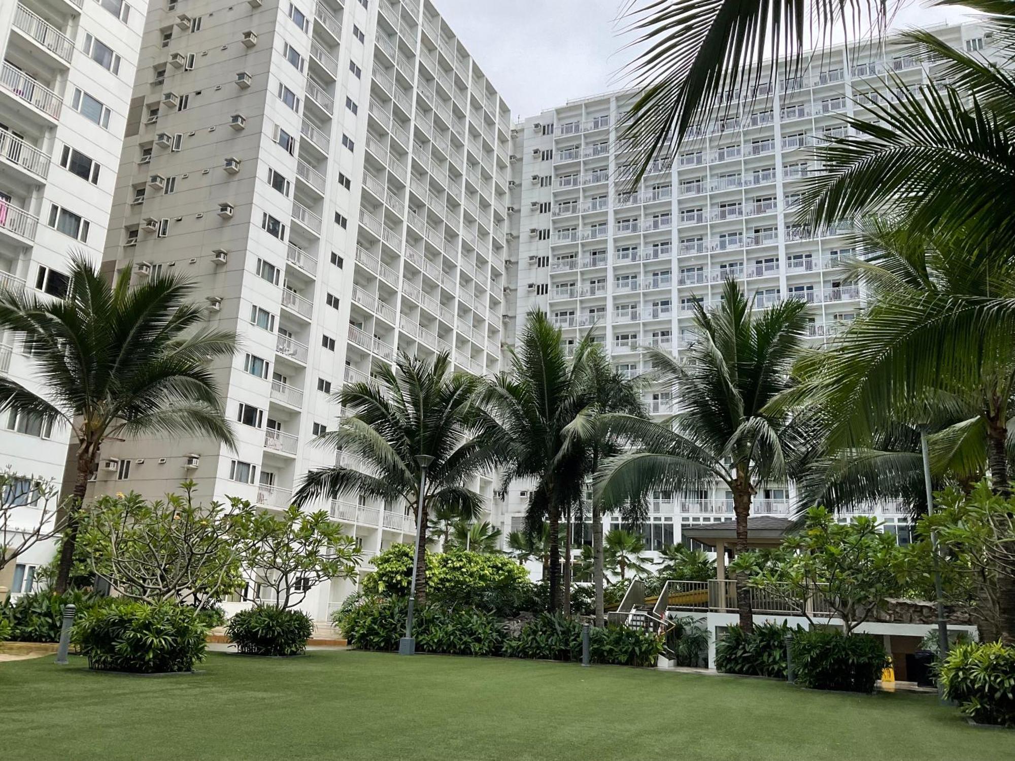 Shore Residences, Mall Of Complex By Pbyy Manila