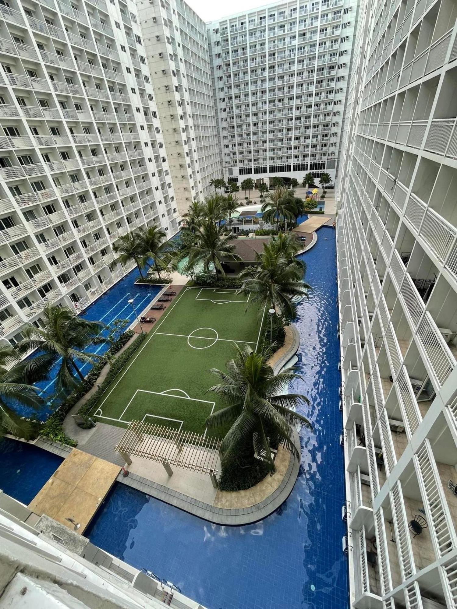 Shore Residences, Mall Of Complex By Pbyy Manila