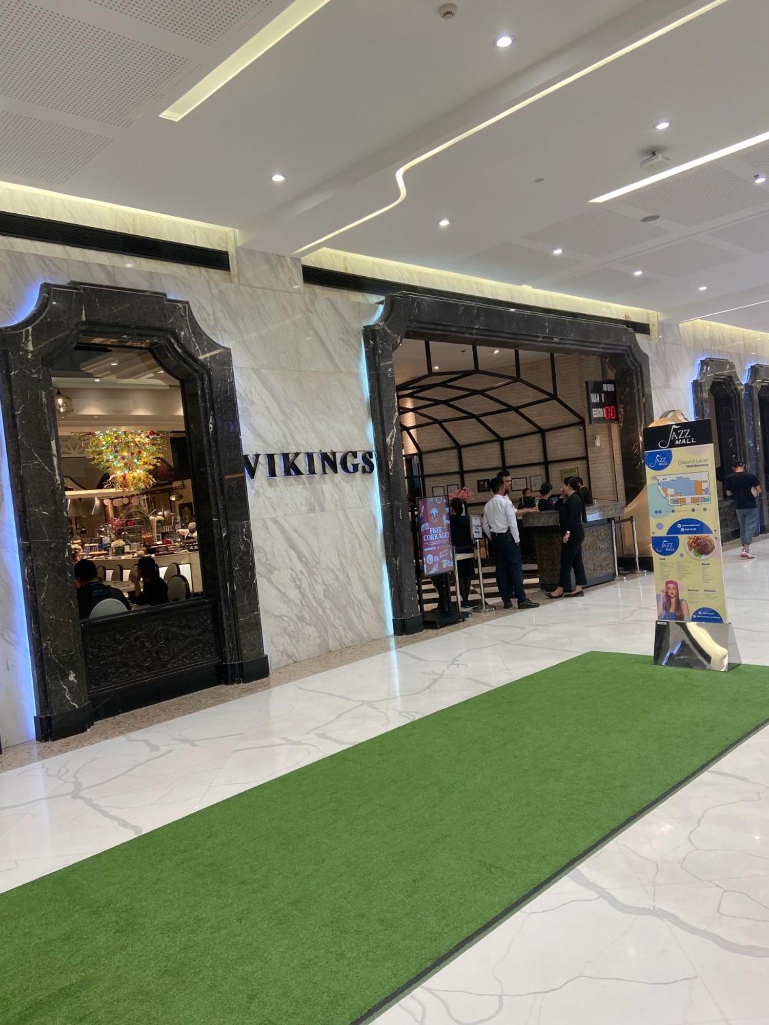 Apartment Stonewood In Jazz Residences Makati 2x Bigger Unit Manila