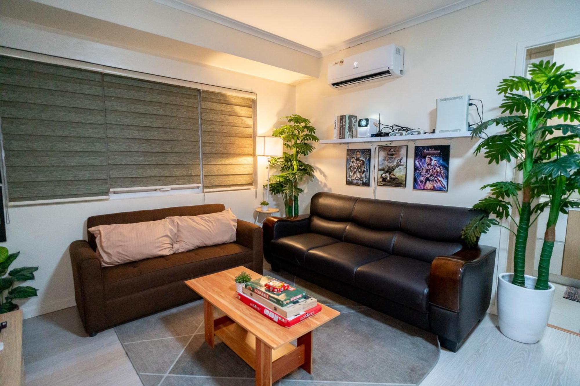 A2j Luxury 2br Bgc Near Sm Aura, Market2x * Manila