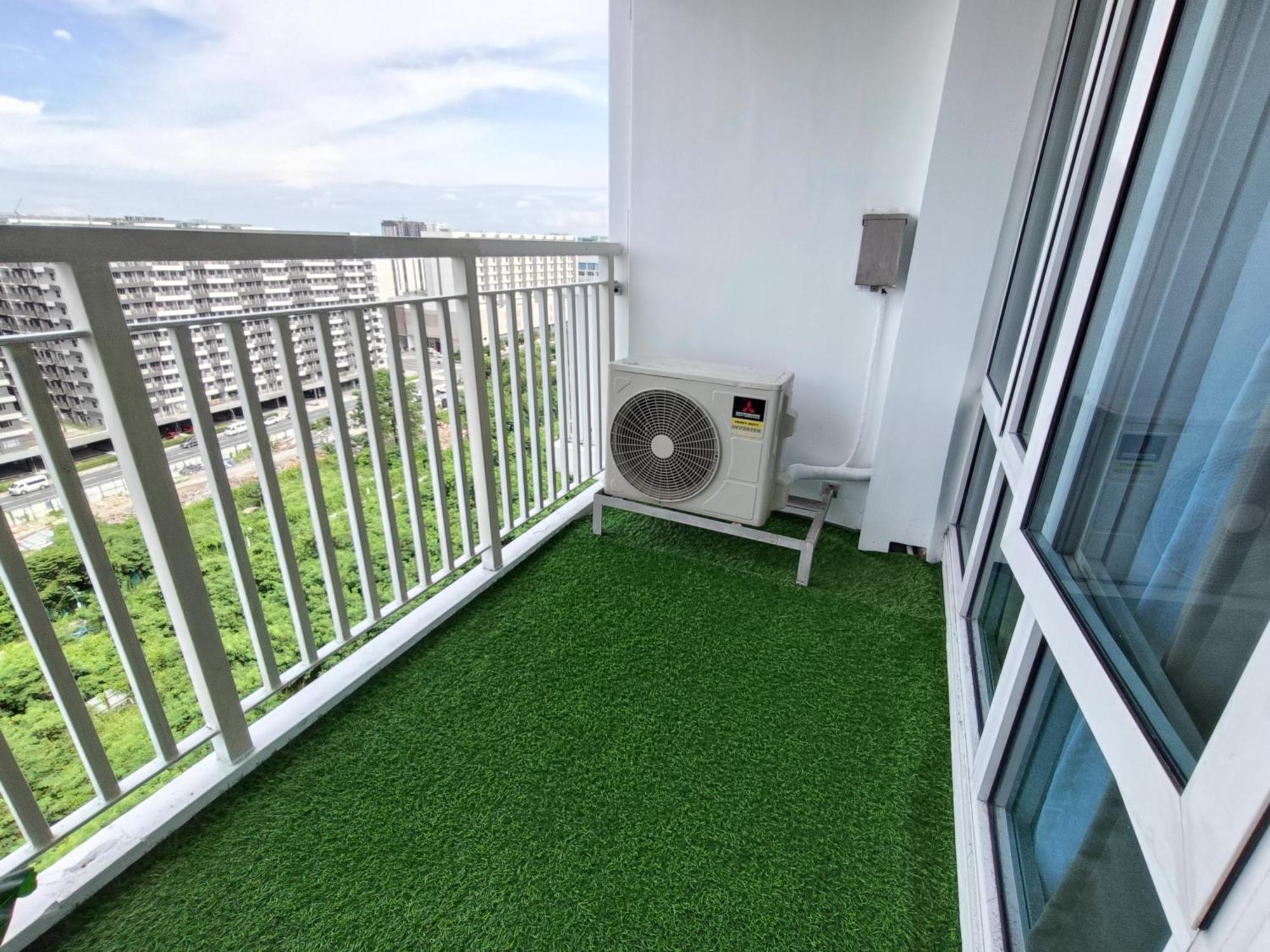 Apartment Premiere Haven At Sea Residences Condominium