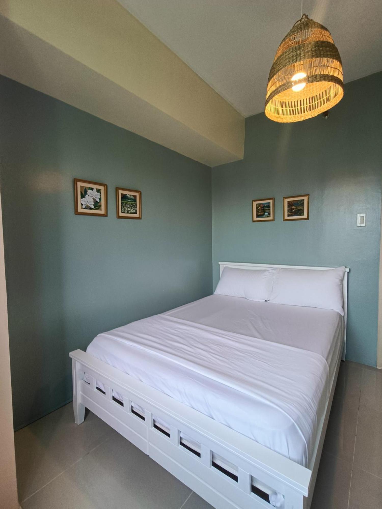 Premiere Haven At Sea Residences Condominium Apartment Manila