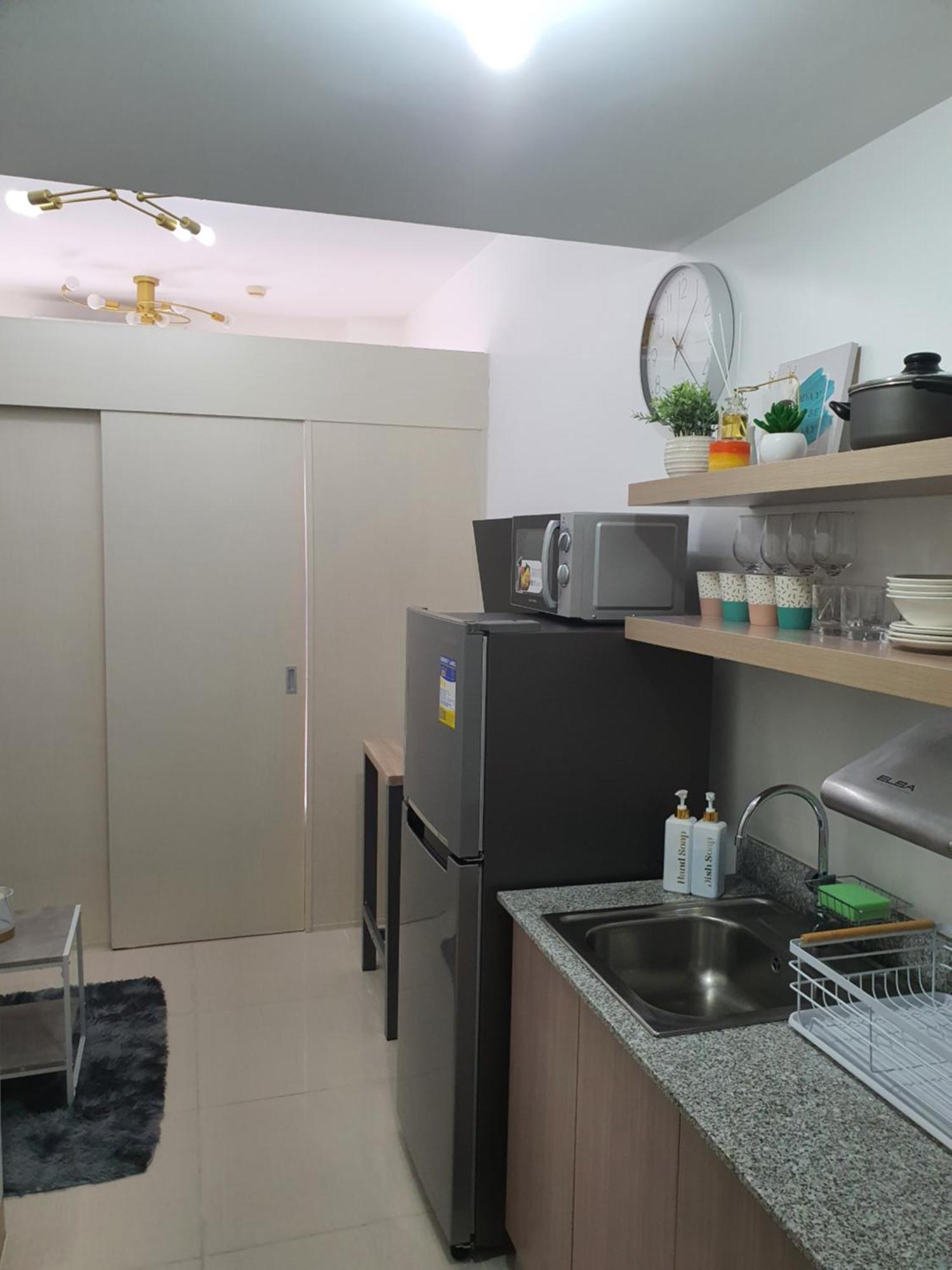 Stylish 1br @ Sm Southmall