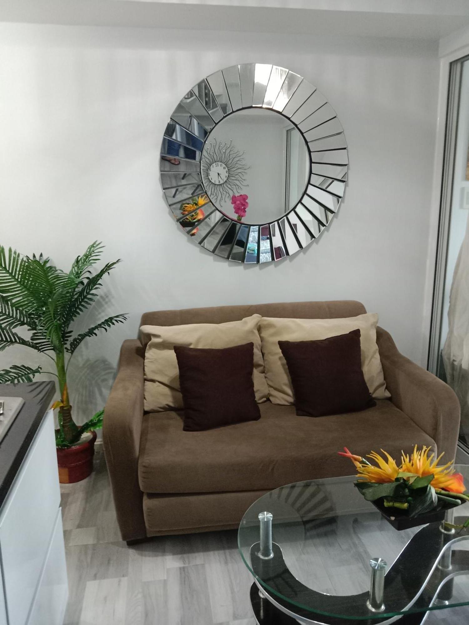 Apartment Azure Residences By Florendo
