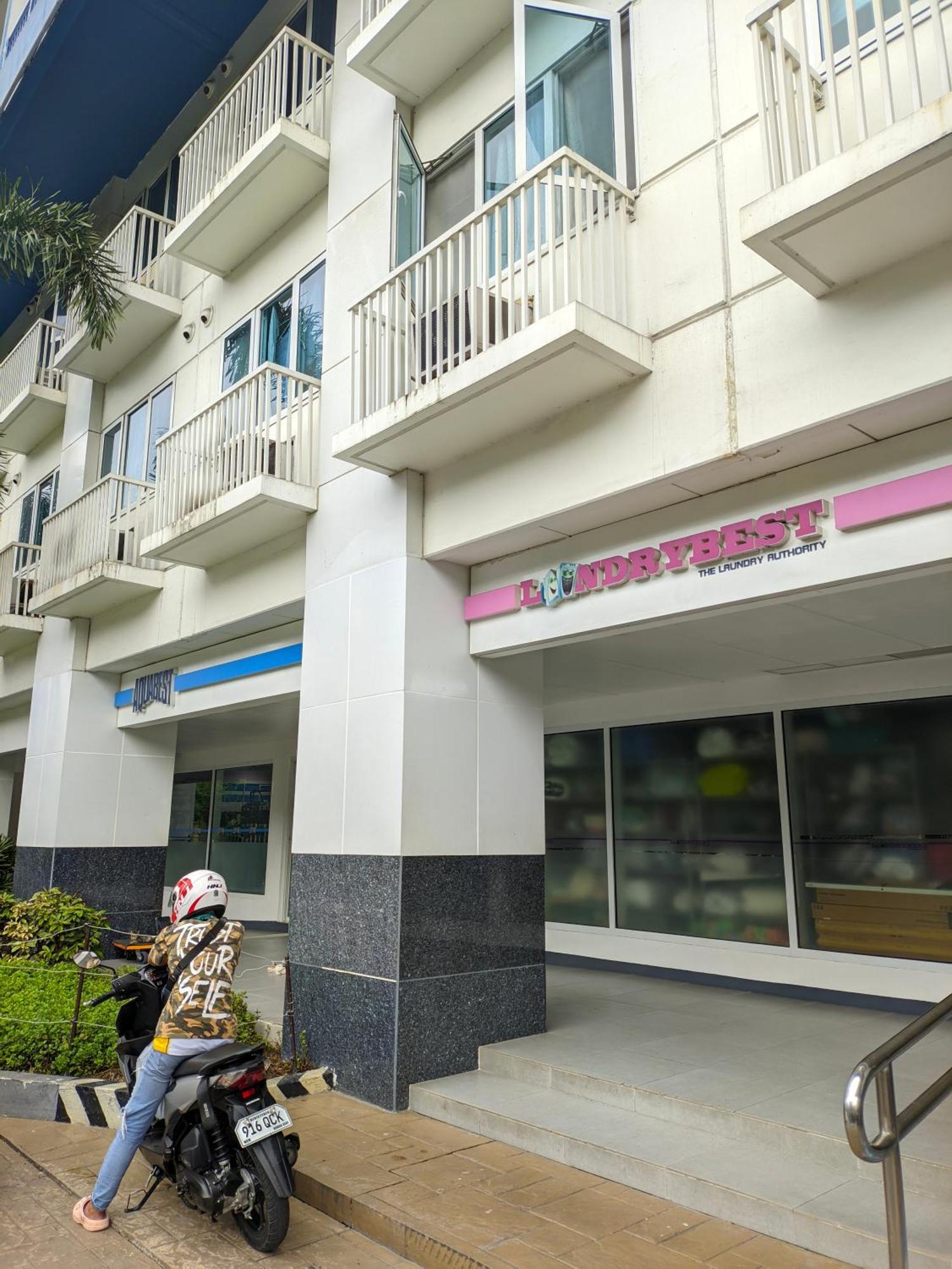 Sea Residences 5mins Walk To Sm Moa, Arena, Smx, 55