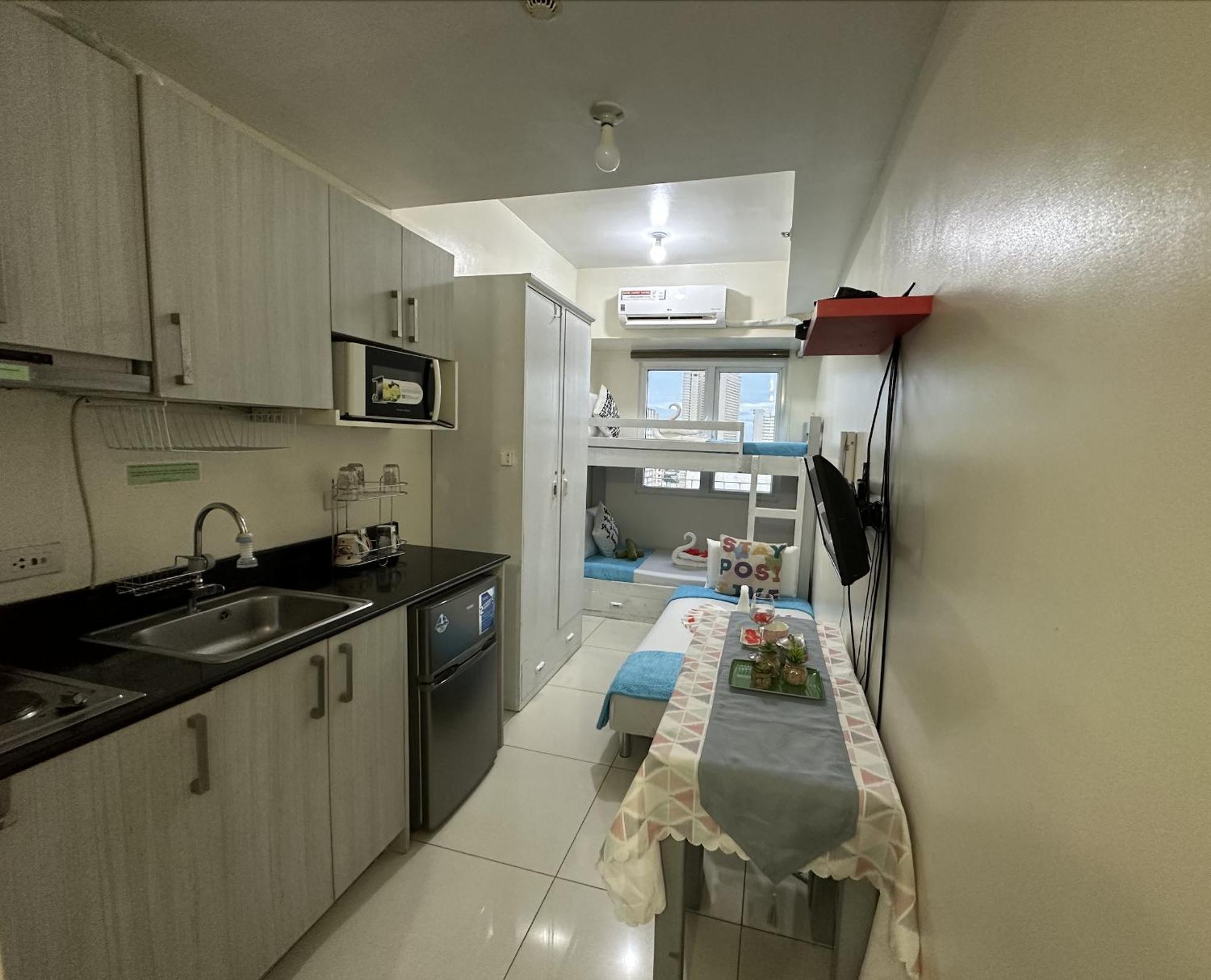 Apartment Staycation Studio At Green Residences