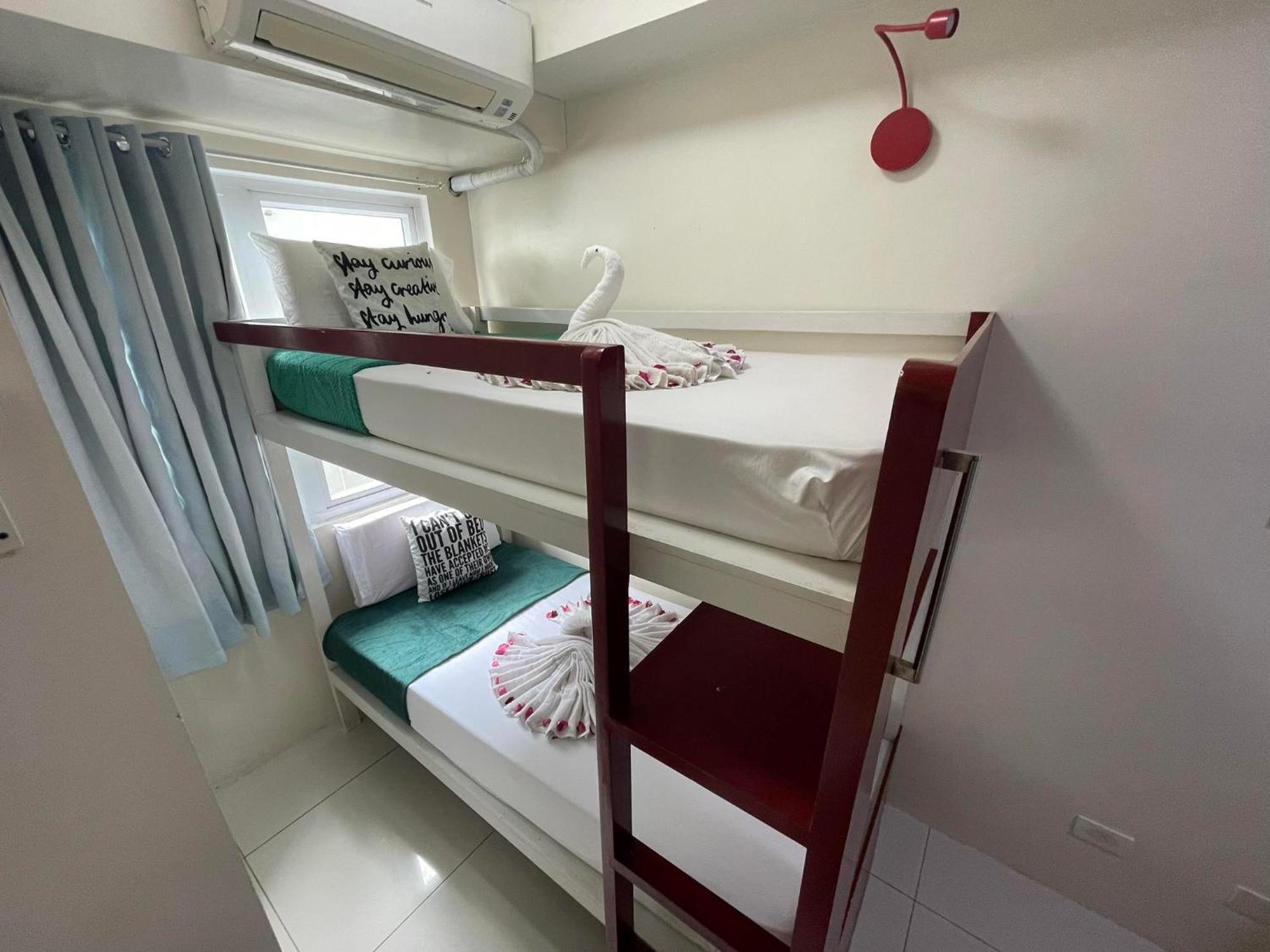Apartment Staycation Studio At Green Residences