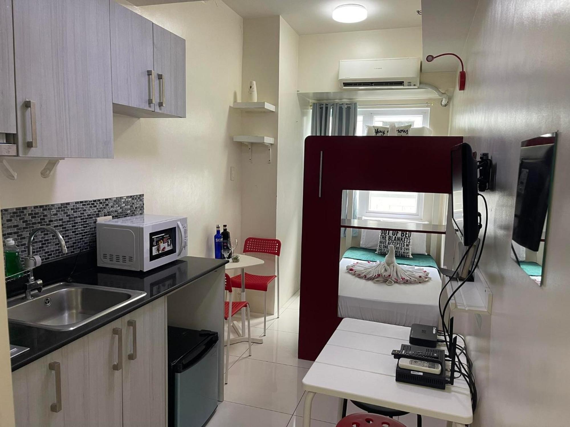 Staycation Studio At Green Residences
