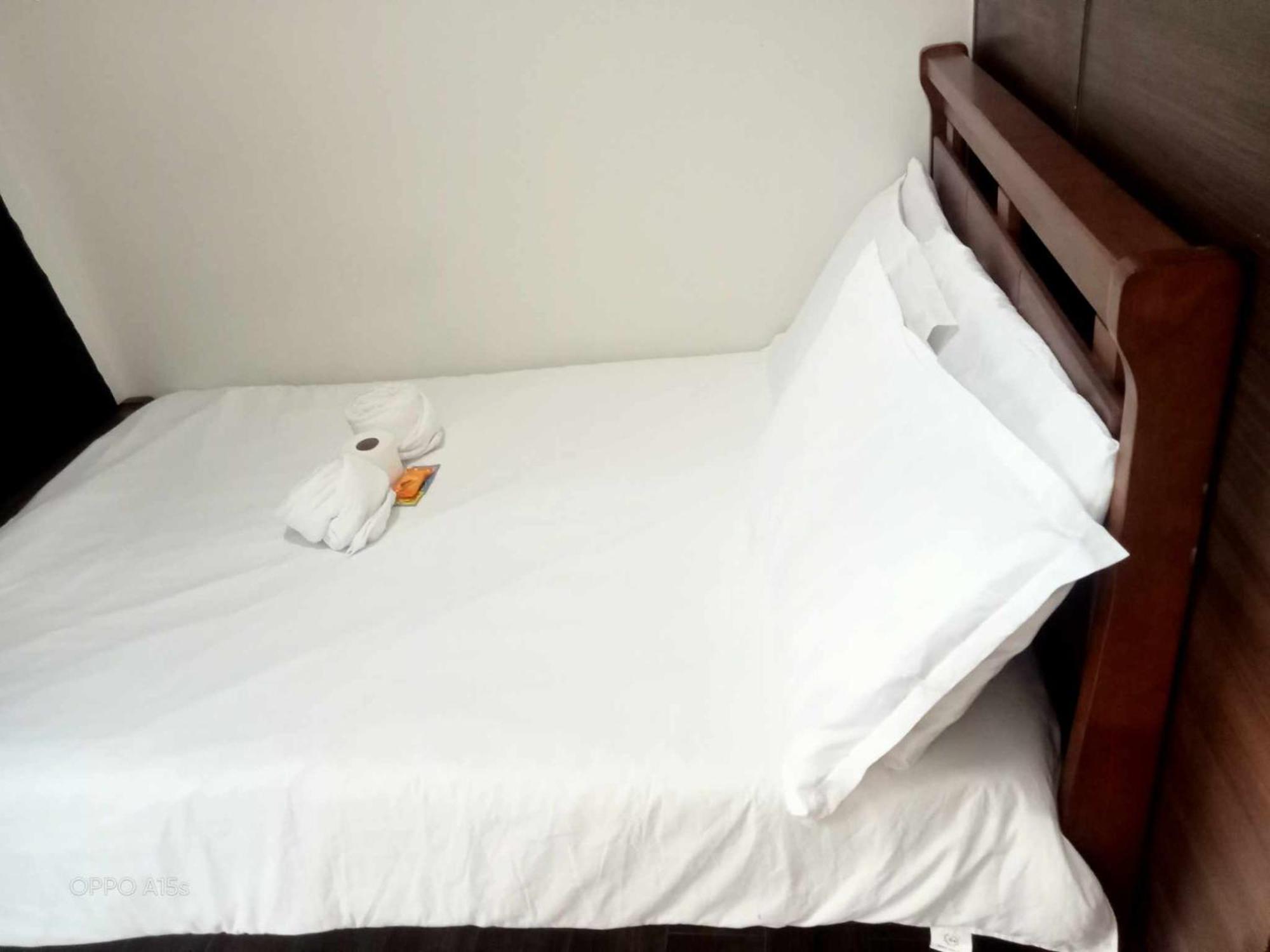 A View Of The Life In Makati Apartment *