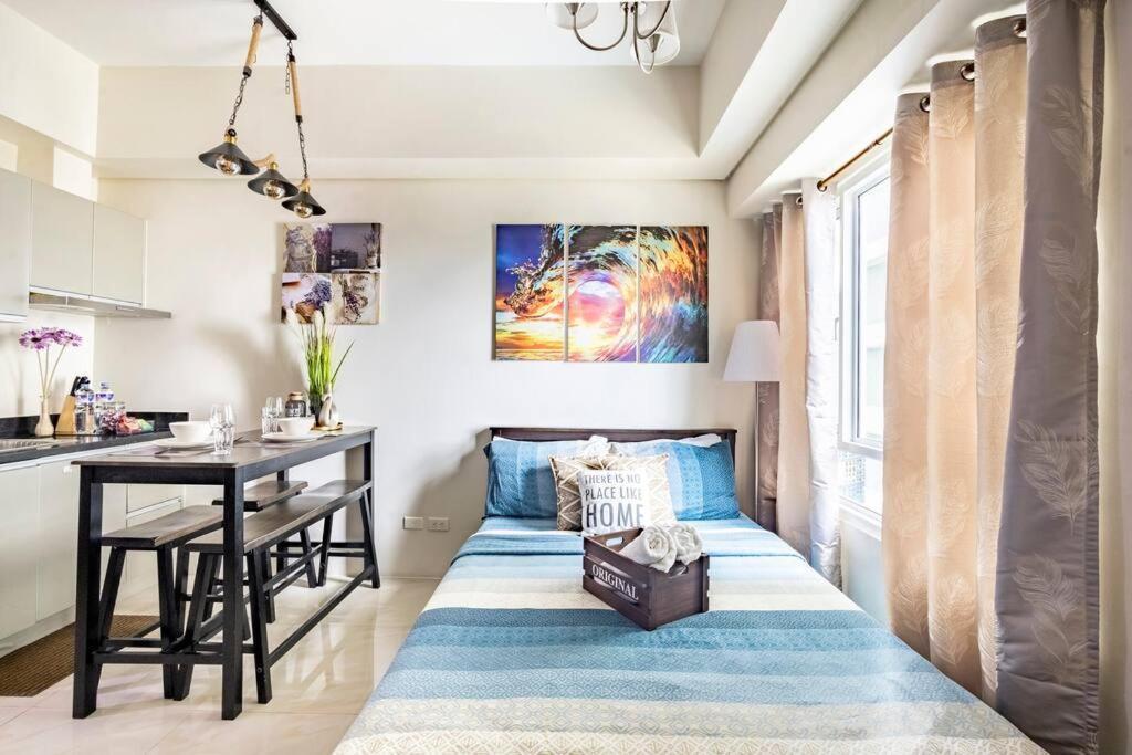 Apartment Casa Niekolaus I Cozy Unit And Free Parking Manila