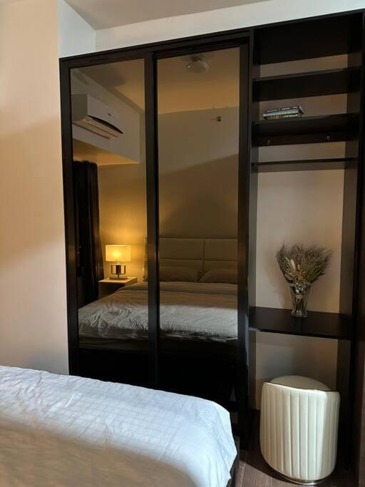 My Hideaway@air Apartment Manila