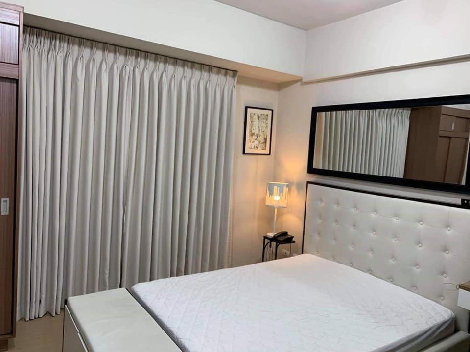Spotless Cozy Unit @ 150 Newport Across Naia T3 Manila