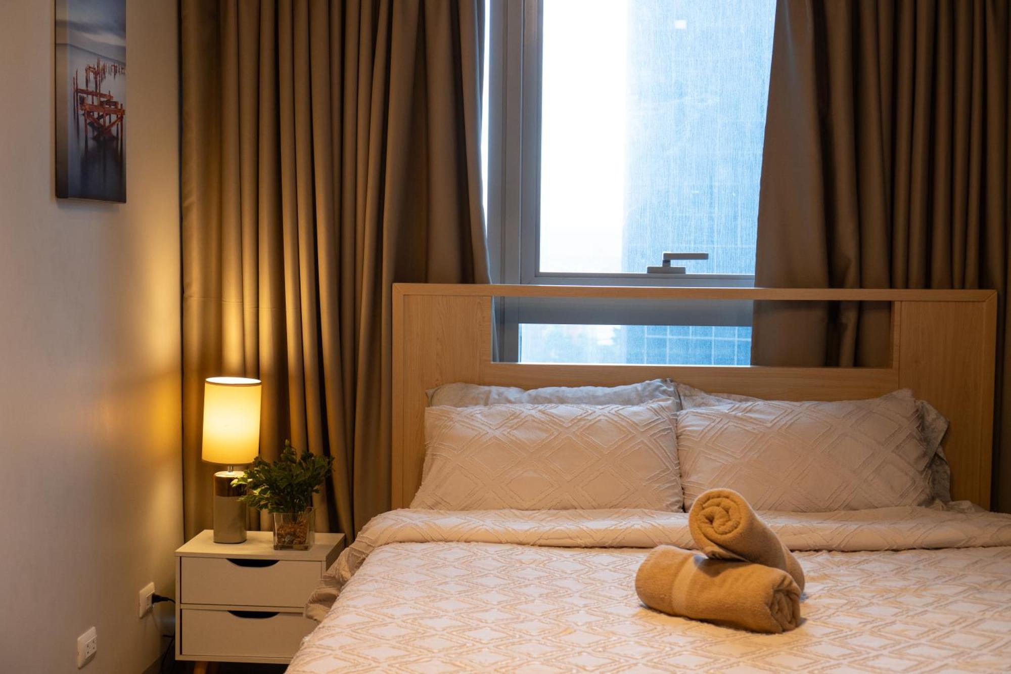 Apartamento Bgc 3br Uptown Parksuites With Bathtub 16 *