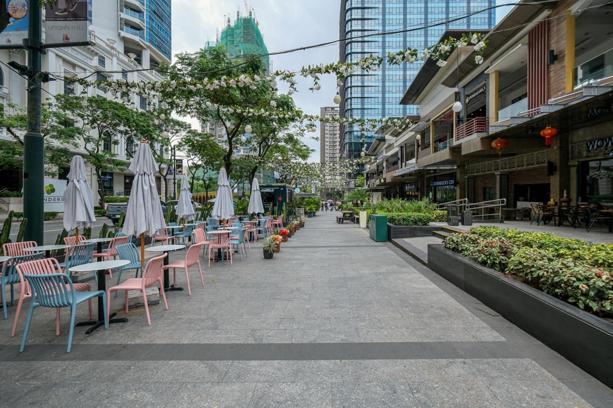 Bgc 3br Uptown Parksuites With Bathtub 16 Apartamento Manila