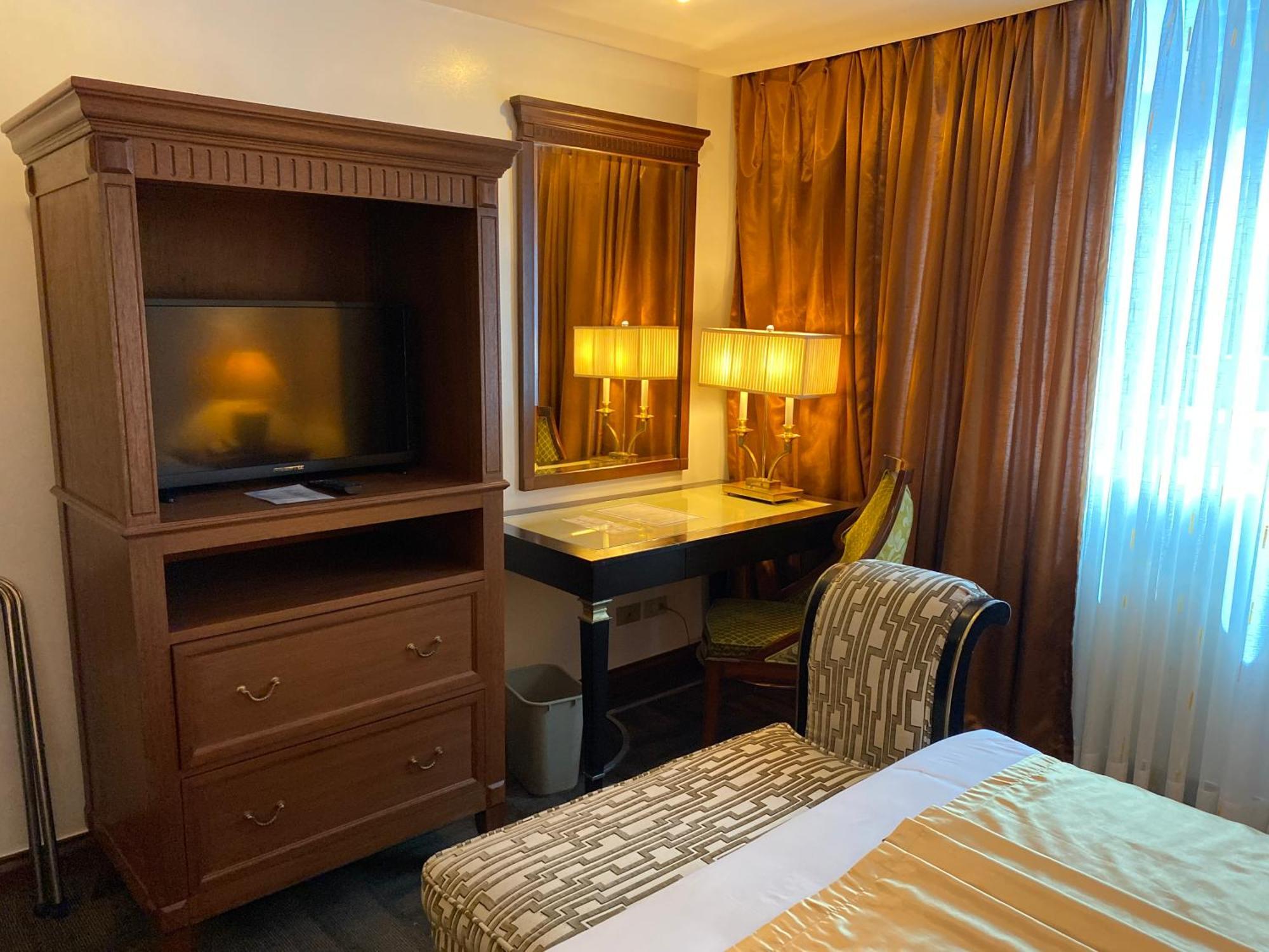 Apartment Maharaja Oriental Makati Manila