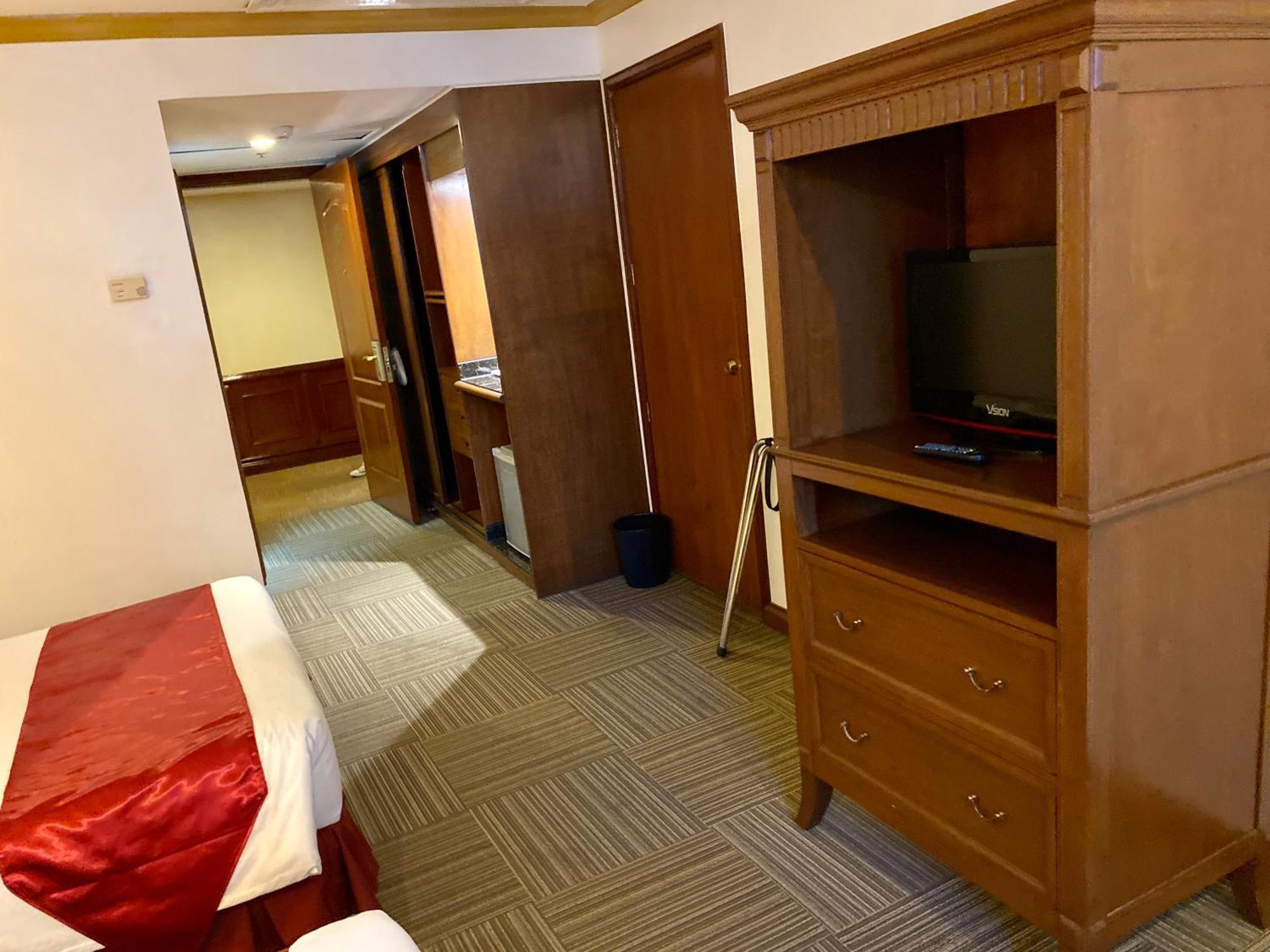 Maharaja Oriental Makati *