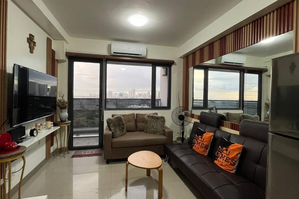 Apartamento 2br W/ Balcony Bay View Manila
