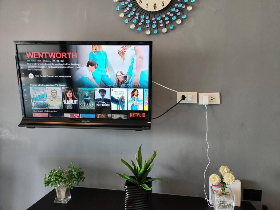 Cosy Kl Tower With Parkview Balcony, Pool, Gym, Sauna Near Greenbelt 100mbps * Manila