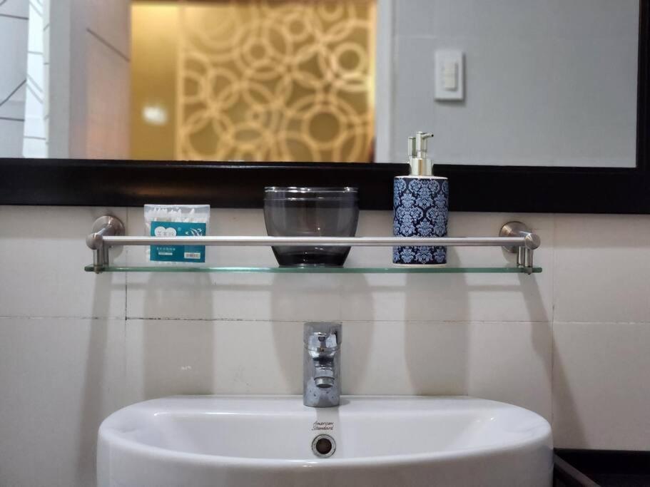Cosy Kl Tower With Parkview Balcony, Pool, Gym, Sauna Near Greenbelt 100mbps Apartment