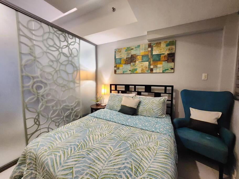 Apartment Cosy Kl Tower With Parkview Balcony, Pool, Gym, Sauna Near Greenbelt 100mbps *