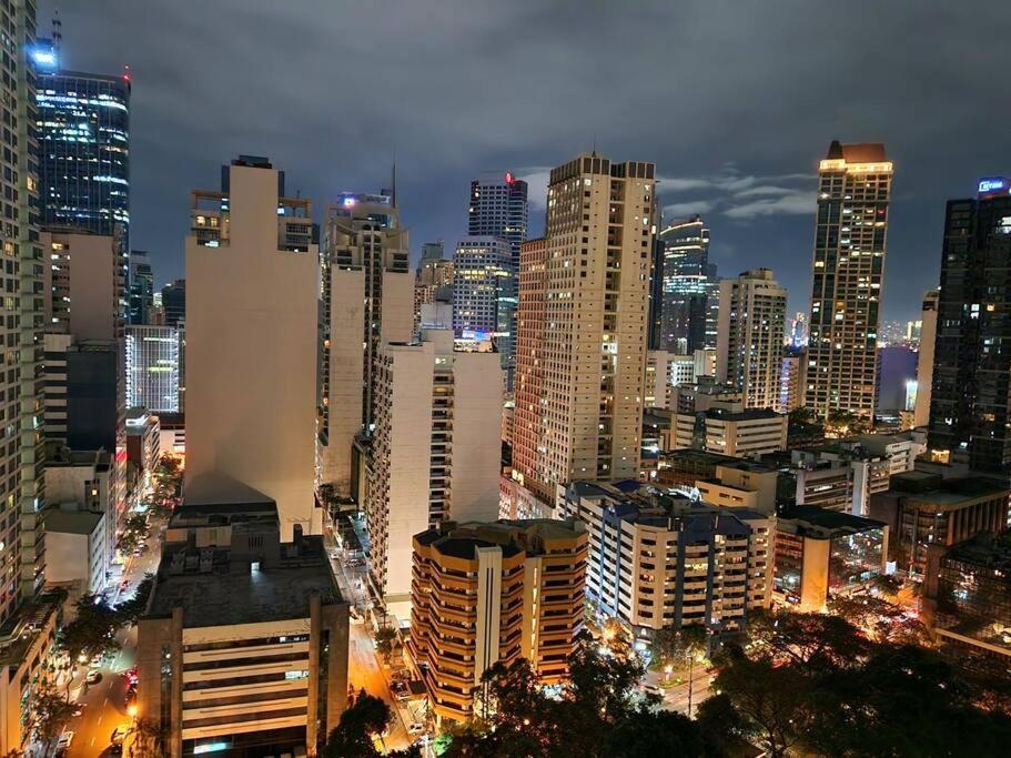 Cosy Kl Tower With Parkview Balcony, Pool, Gym, Sauna Near Greenbelt 100mbps *
