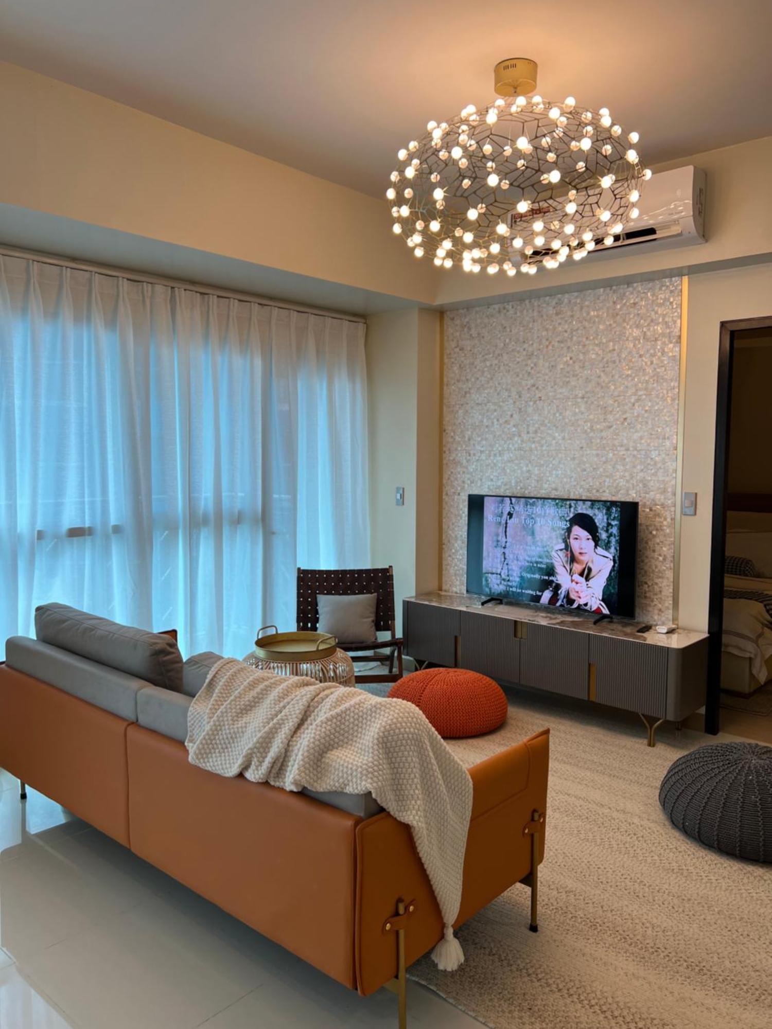 Luxurious 1 Bedroom Facing Bay Sunset Nearby Okada Moa Solaire Ayala Malls Apartment *