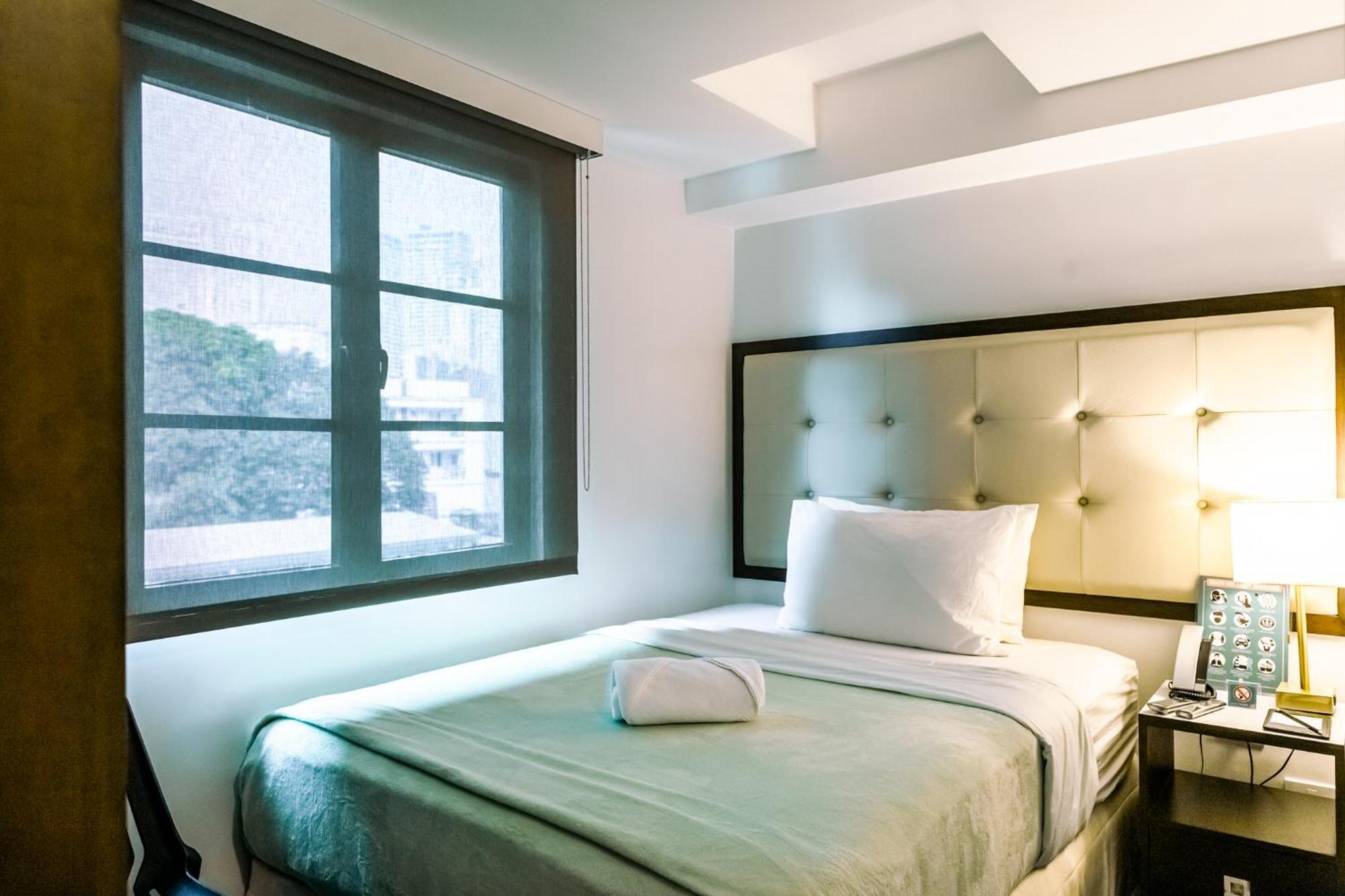One Cristina Hotel 5*
