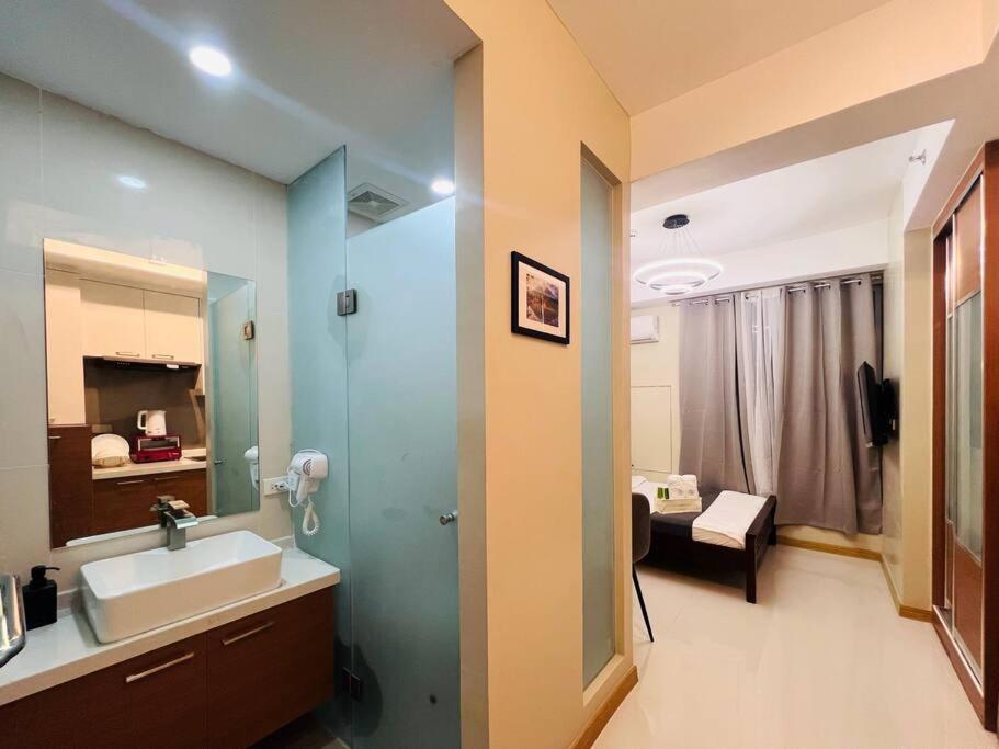 Apartment 1br Condotel At Sunshine100 Plaza - 17f #ss06