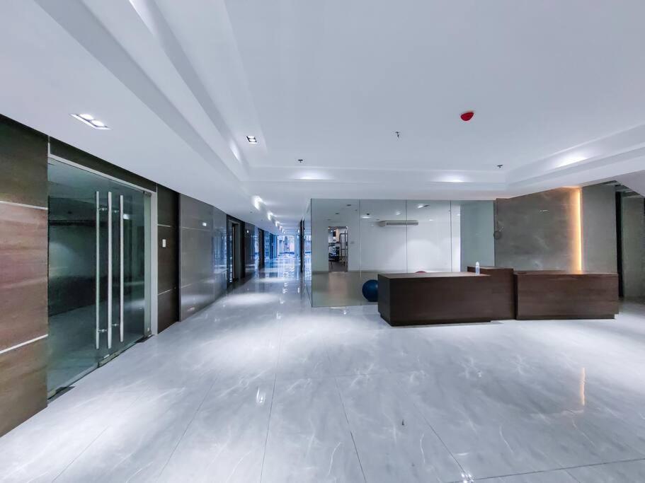 1br Condotel At Sunshine100 Plaza - 17f #ss06 *