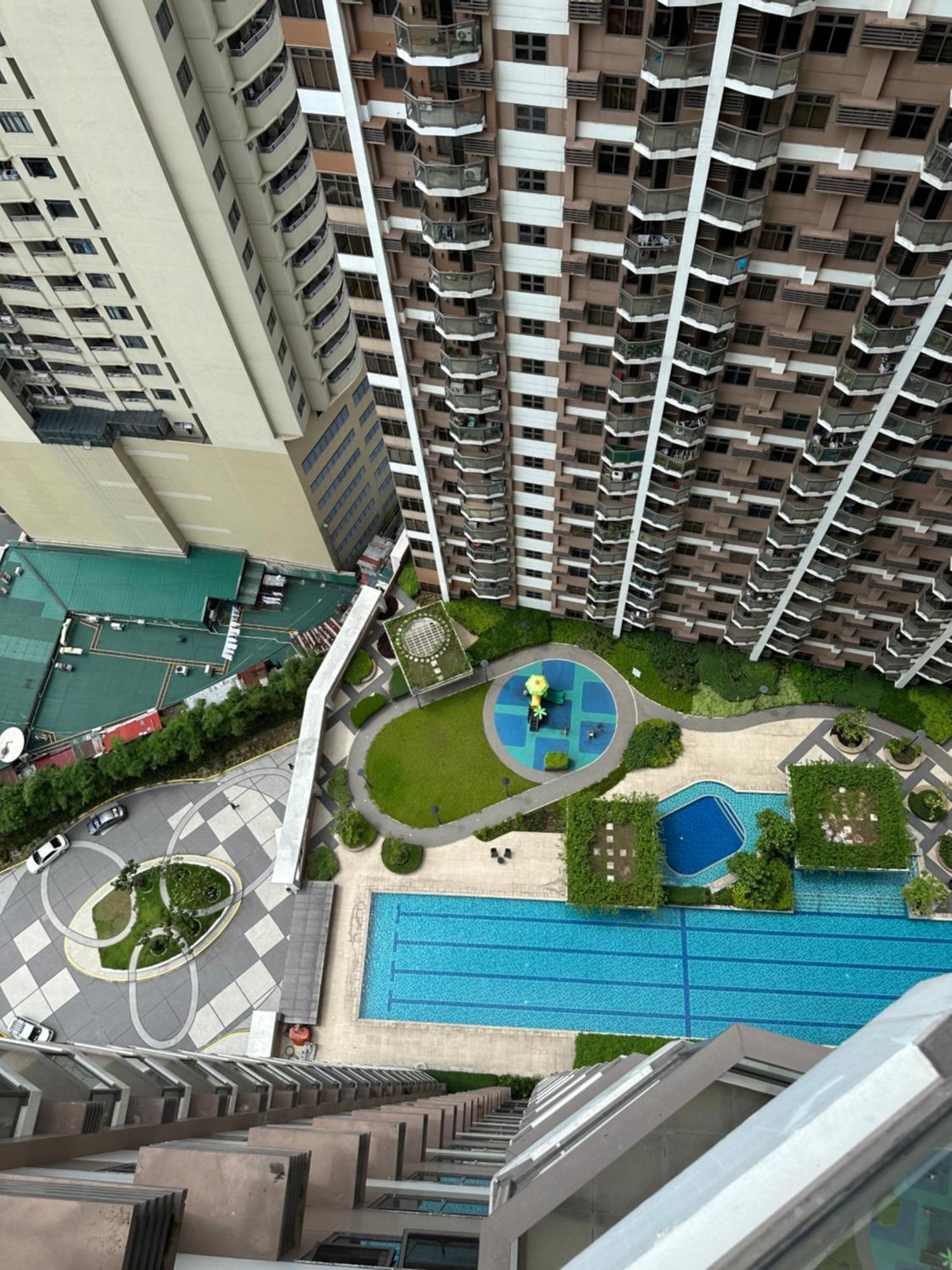 Q Radiance: Airport-adjacent Urban Oasis